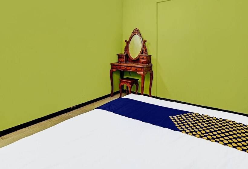 בית מלון כפרי Spot On 91716 Kost Yy Syariah