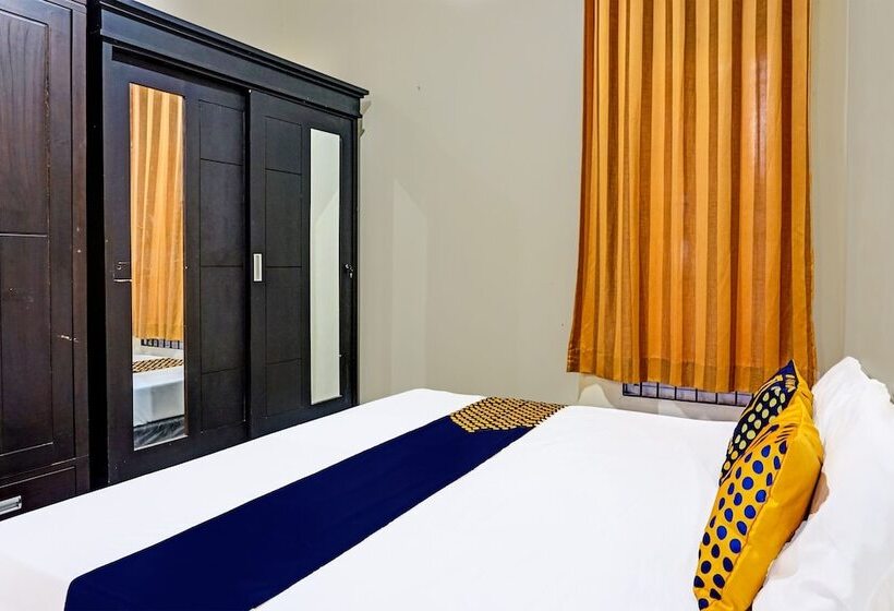 호텔 Alif House Syariah Redpartner Near Taman Dayu Pandaan