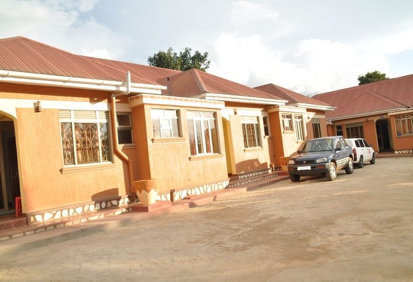 هتل Square Suites