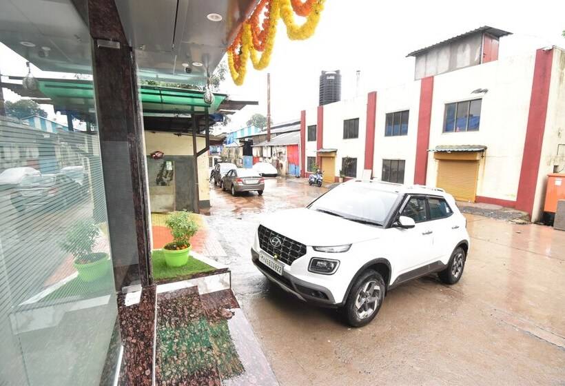 호텔 Swagath Residency