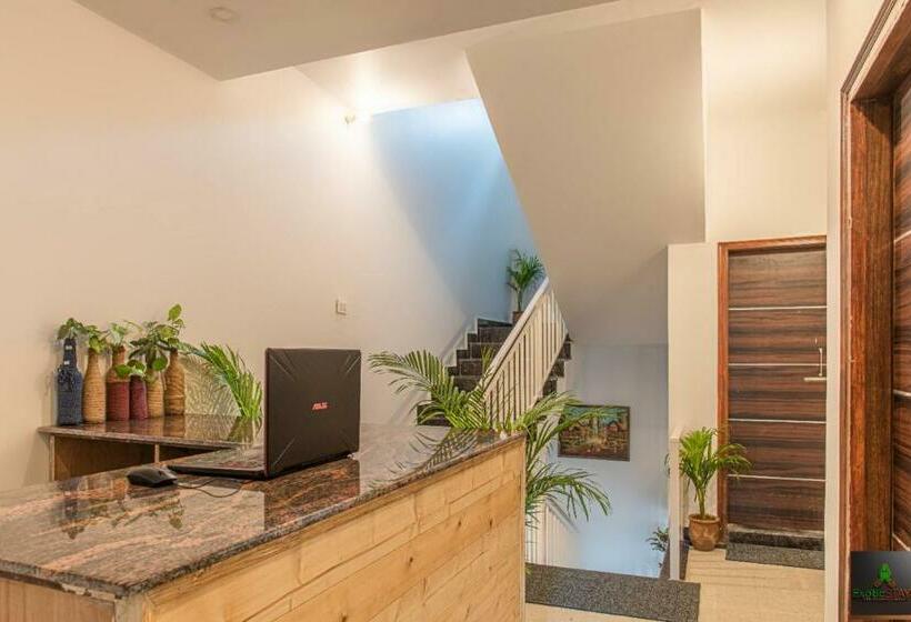 فندق The Coudberry I Serviced Villa I Pvt Balcony I Open Air Terrace I Bonfire I Couple Friendly I By Exo