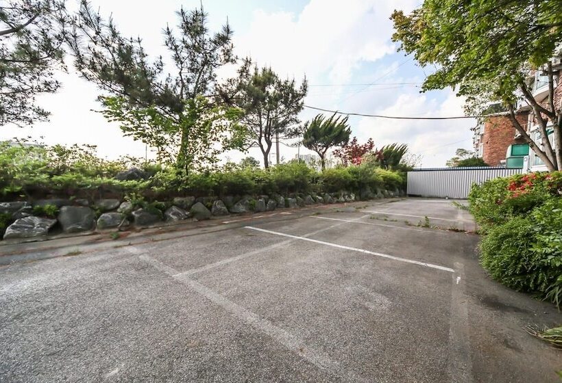 בית מלון כפרי Wanju Sun