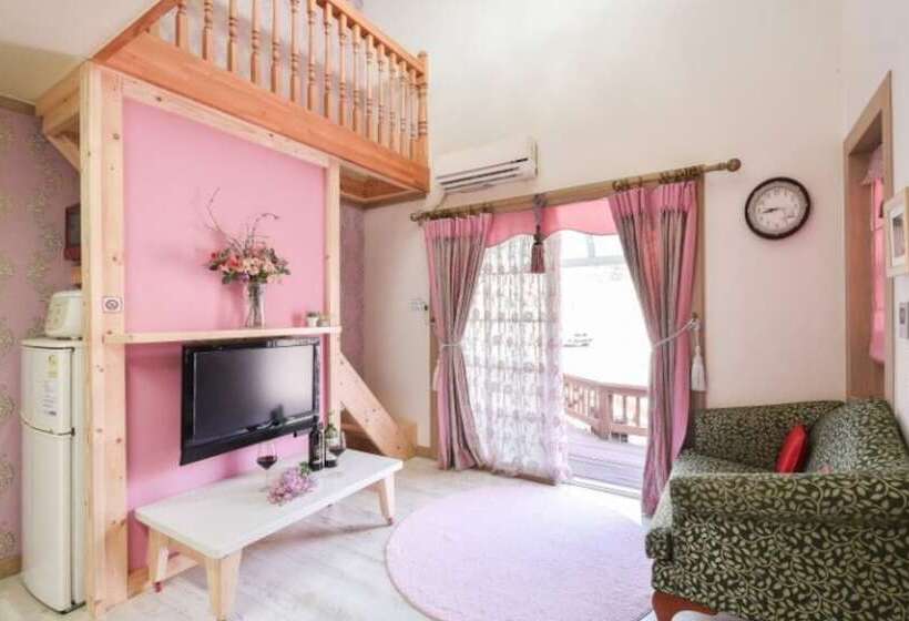 בית מלון כפרי Yangpyeong Cezanne Gallery Pension