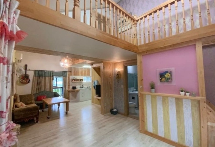 בית מלון כפרי Yangpyeong Cezanne Gallery Pension