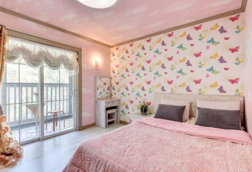 בית מלון כפרי Yangpyeong Cezanne Gallery Pension