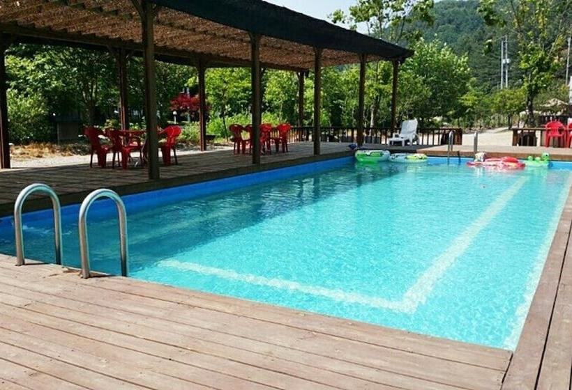 Hotel Yangpyeong Haneulbit Pension