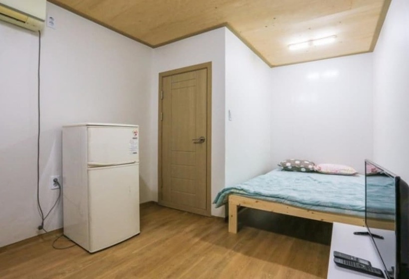 酒店 Yangpyeong Jajangnamu Sup Pension