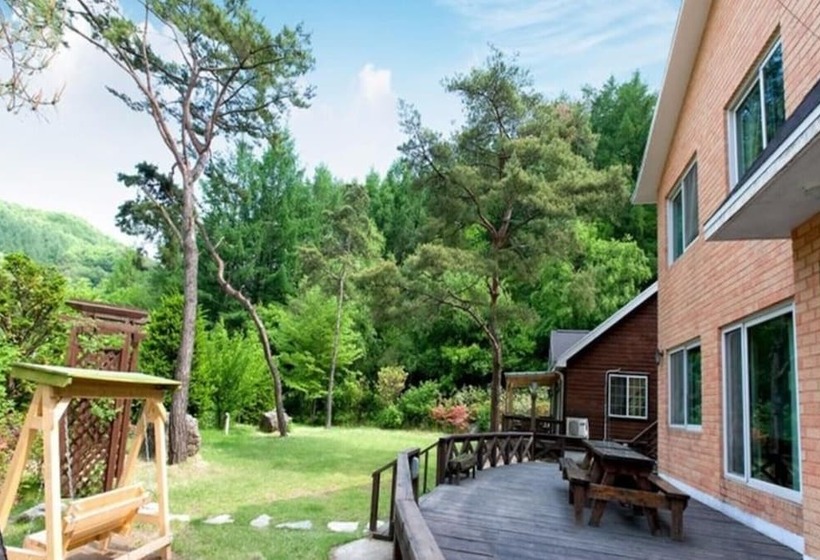 Отель Yangpyeong Munaen Star Pension