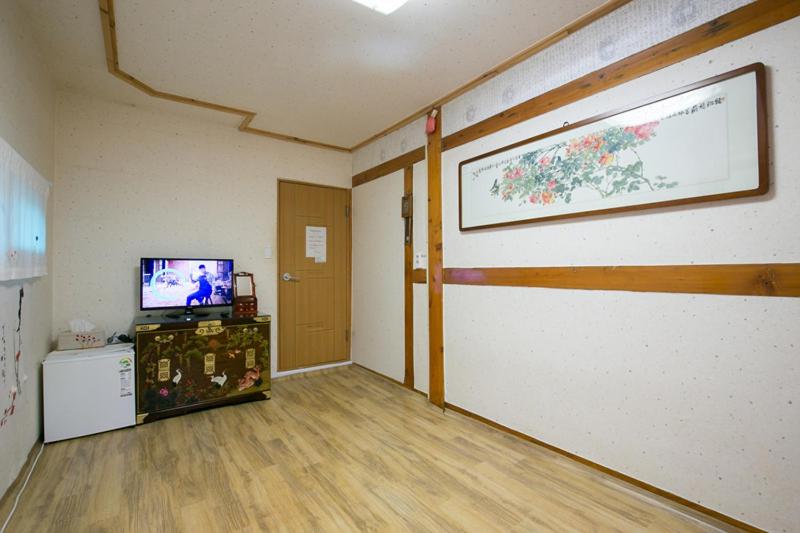 بنسيون Ddlanchae Hanok Stay   Main House