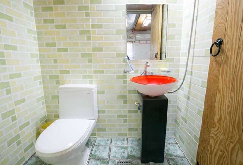 بنسيون Ddlanchae Hanok Stay   Main House