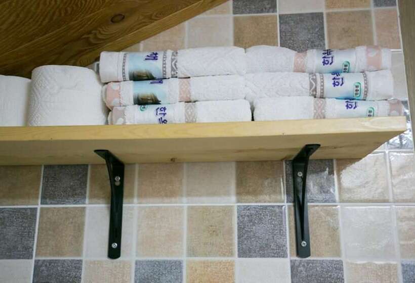 بنسيون Ddlanchae Hanok Stay   Main House