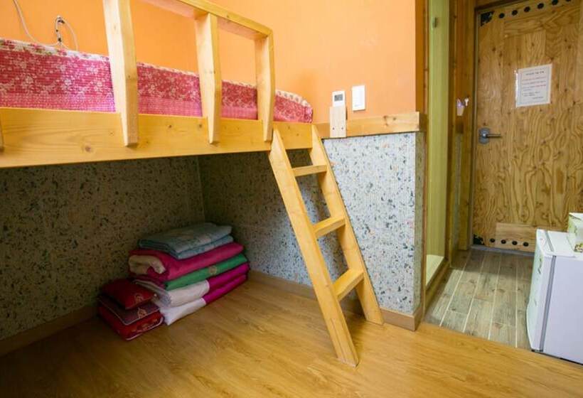 بنسيون Ddlanchae Hanok Stay   Main House