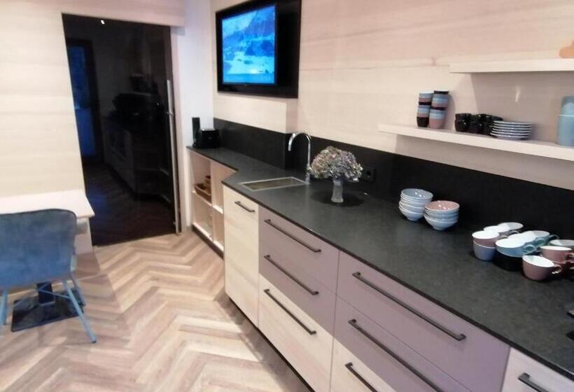 بنسيون Haus Marion Haueis