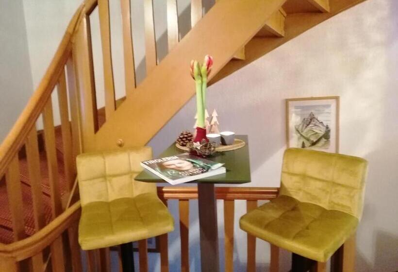 بنسيون Haus Marion Haueis