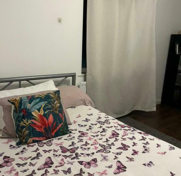 ペンション Juana S Private Room