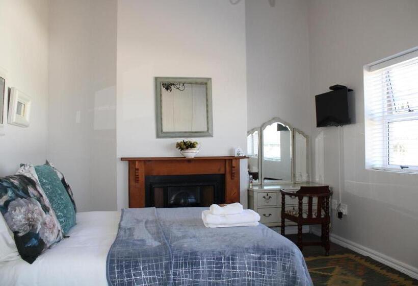 ペンション Oakview Guesthouse
