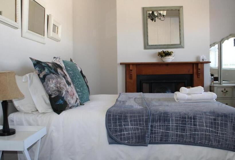 פנסיון Oakview Guesthouse