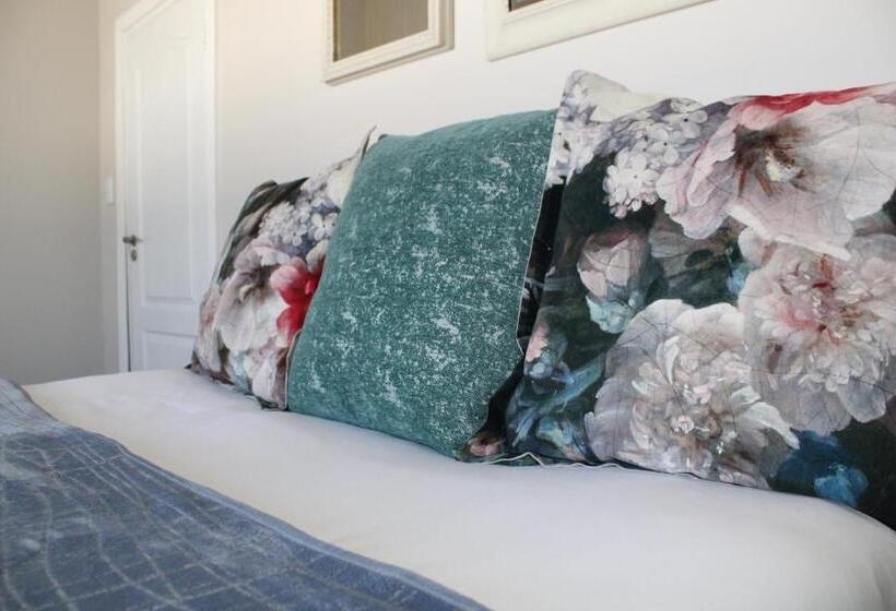 פנסיון Oakview Guesthouse