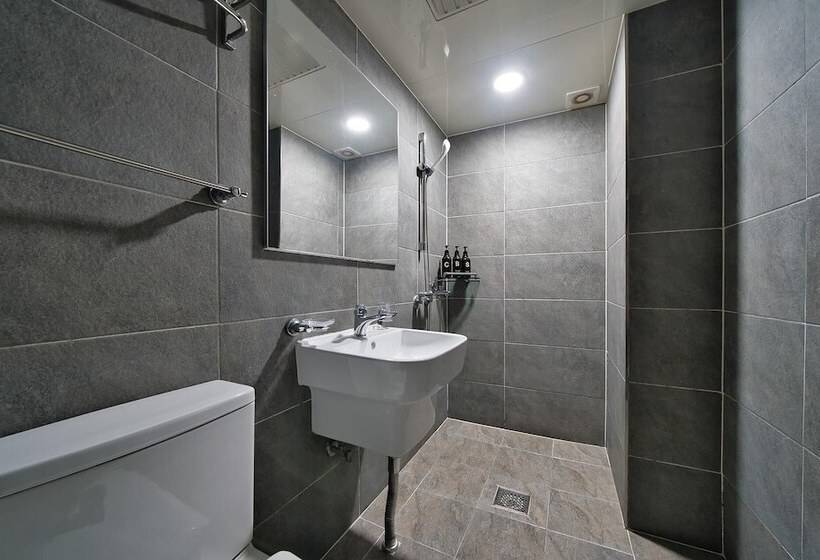 Seongnam Moran Hotel 3151