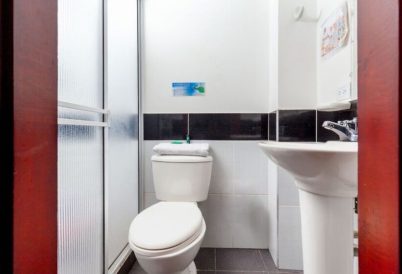 בית מלון כפרי Doral Plaza