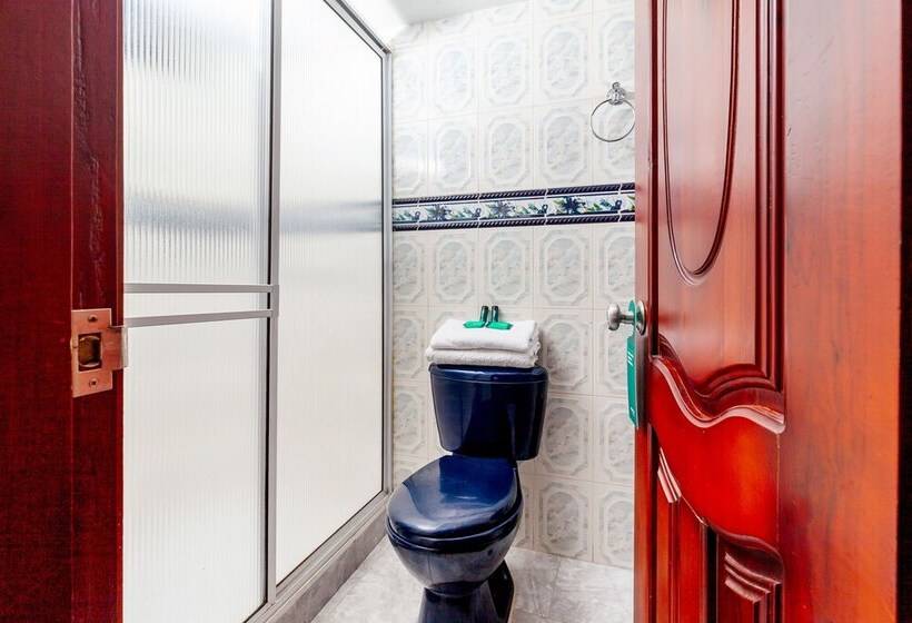 בית מלון כפרי Doral Plaza