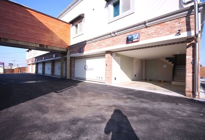 Gimje Q Drive Self Check In Motel