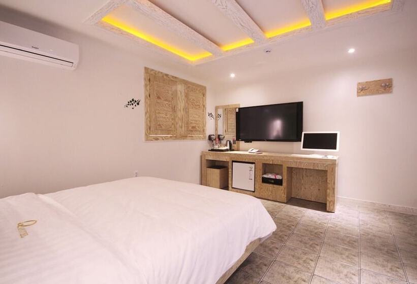 Gimje Q Drive Self Check In Motel