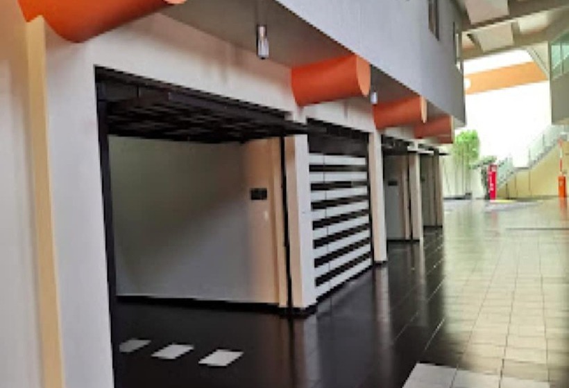 Hm Hotel Y Suites Plaza