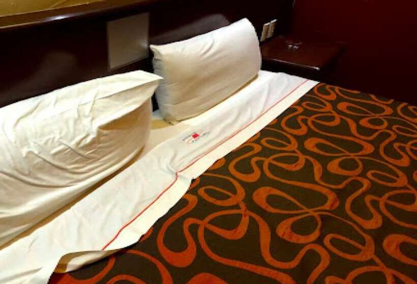 Hm Hotel Y Suites Plaza