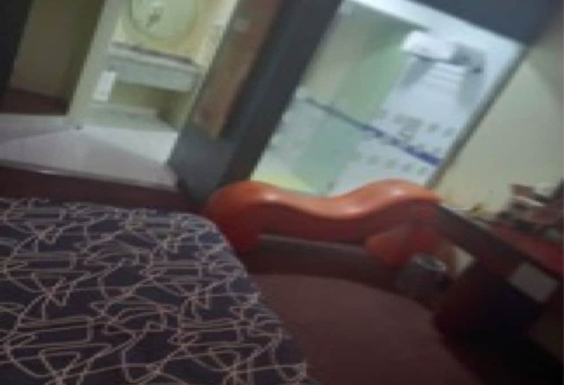 Hm Hotel Y Suites Plaza