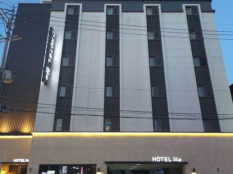 בית מלון כפרי 24st Prestige