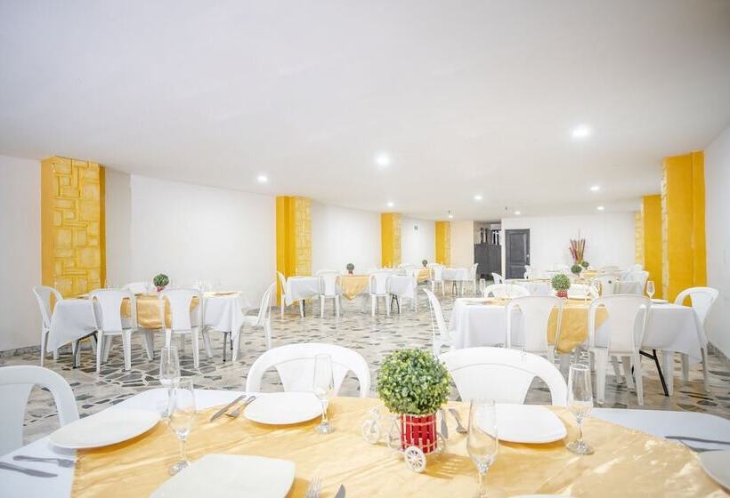 فندق Ayenda 1910 Gold Plaza