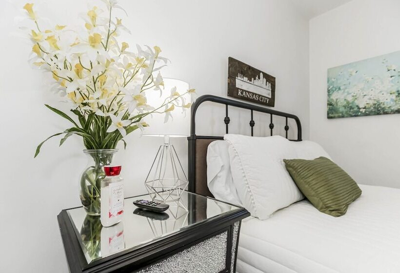 فندق Becky & Marvels 420 Stay   Private Room