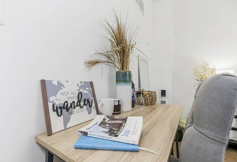 فندق Becky & Marvels 420 Stay   Private Room