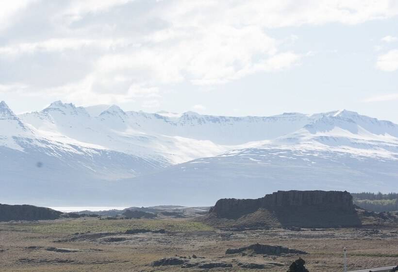 هتل Bragdavellir Cottages