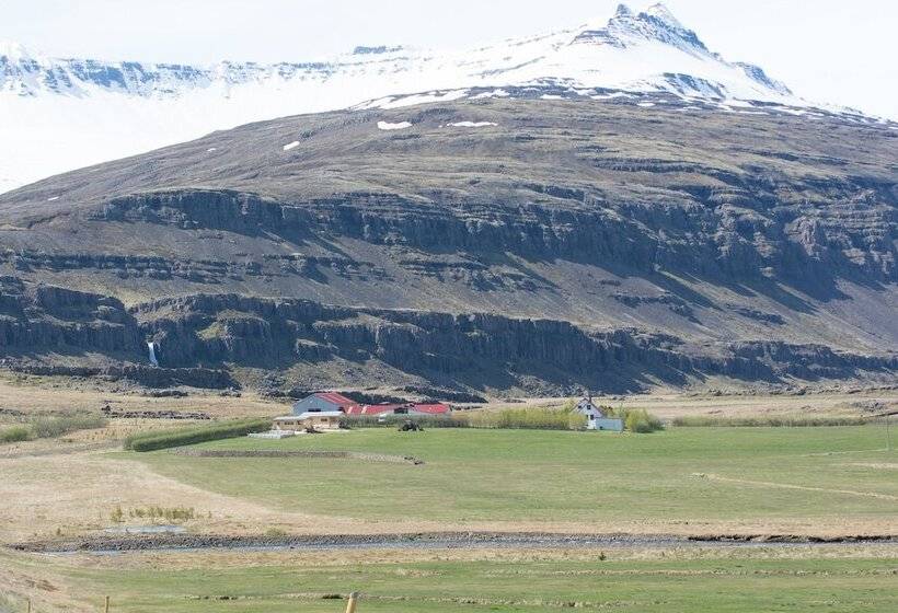 هتل Bragdavellir Cottages