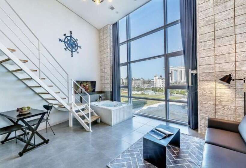 فندق Gangneung Hygge Nobile Pension