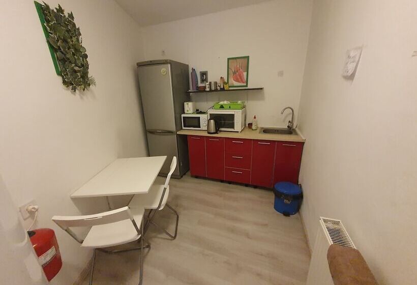 هتل The Floor Piata Unirii