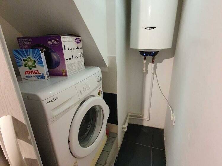 هتل The Floor Piata Unirii