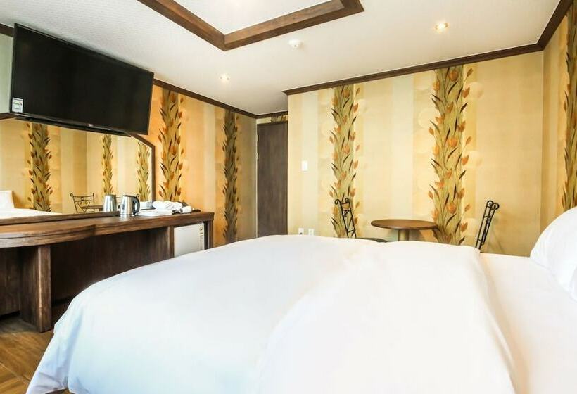 Отель Iksan Sinseong