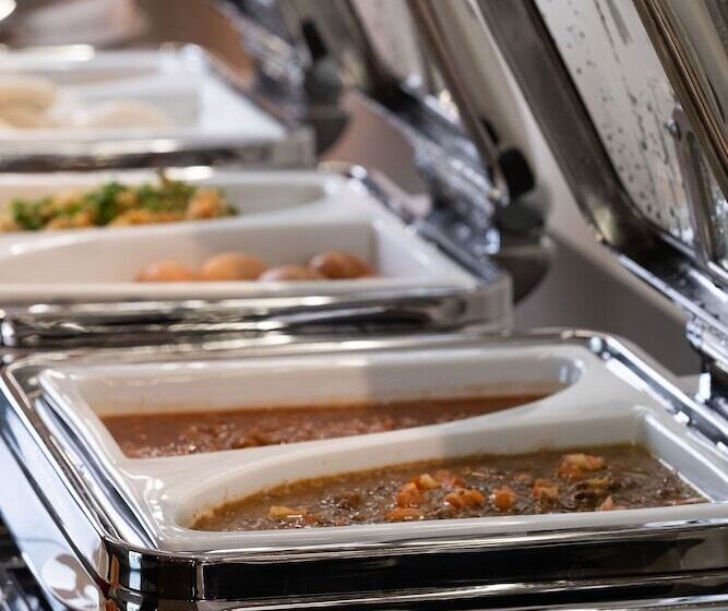 Intercityhotel Muscat