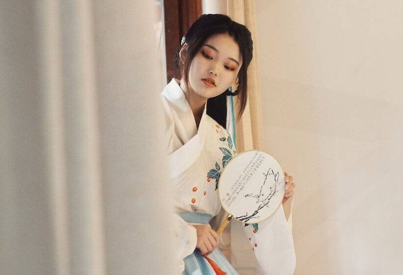 فندق Lakeside Courtyard By Jinspecial