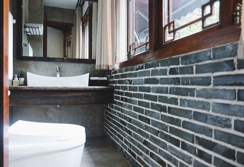 فندق Lakeside Courtyard By Jinspecial