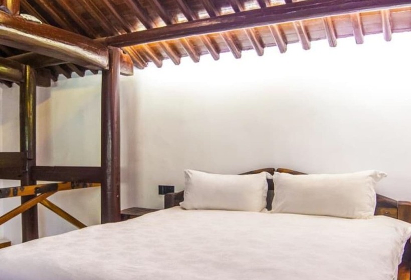 فندق Lakeside Courtyard By Jinspecial