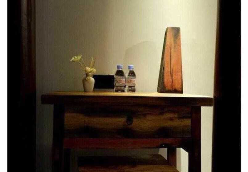 فندق Lakeside Courtyard By Jinspecial