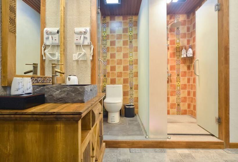 هتل Lijiang Cibei Guesthouse