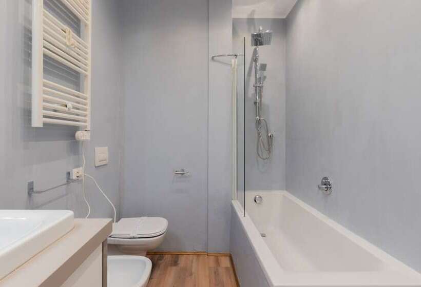 هتل Milan Retreats Duomo Suites