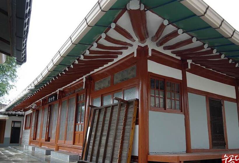酒店 Namwon Sugokdang Hanok Stay