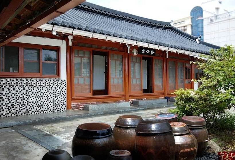 酒店 Namwon Sugokdang Hanok Stay