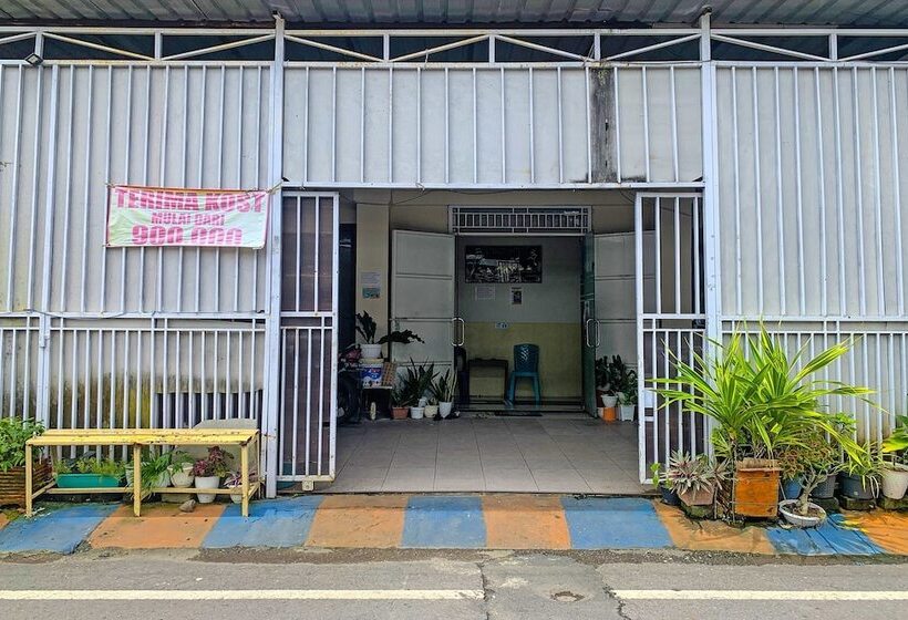 ホテル Pondok Kancil Makassar